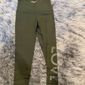 Victoria’s Secret knockout leggings